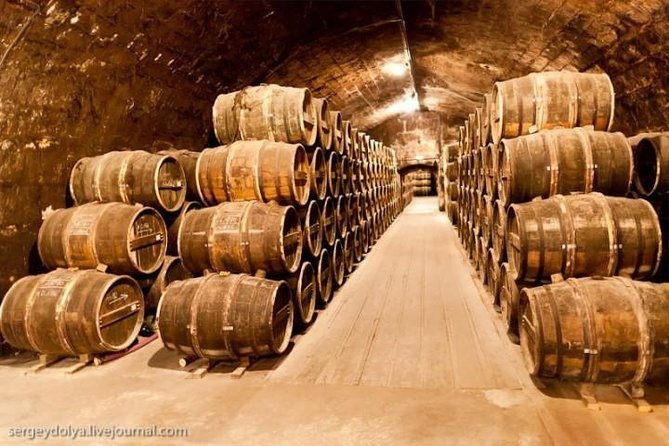 1-Day tour to Aragatsotn Wine region and Wine Route. - What the six-hour schedule feels like