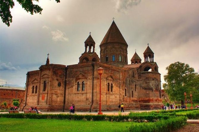 Echmiadzin, Zvartnots, Khor Virap - Guide and driver service