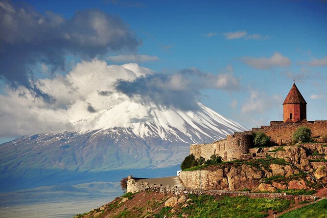 Group Tour: Khor Virap, Garni temple, Geghard, Lavash baking - Azat Reservoir: a short pause with useful views