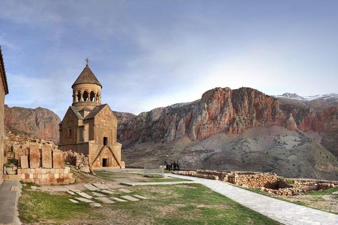 Group tour: Khor Virap, Noravank, Areni Winery and Cave - Noravank in a red-rock gorge