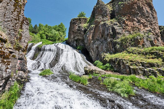 Group Tour: Lake Sevan, Hayravank, Noratus, Jermuk, winery - Lake Sevan and the climb above the water