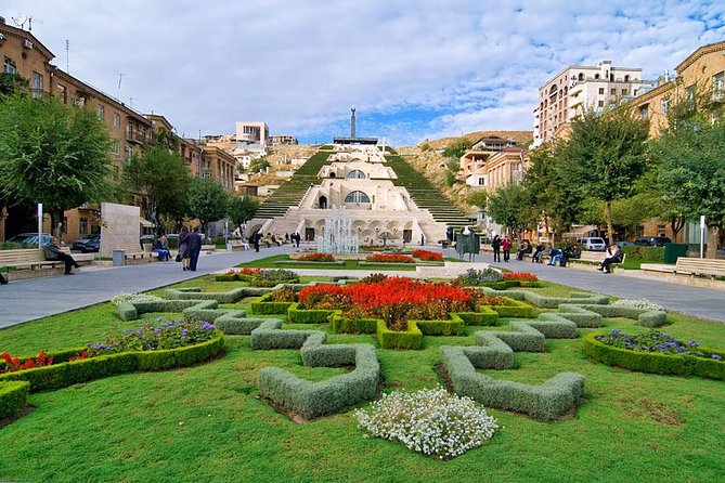 Group Tour: Sightseeing in Yerevan, Erebuni Museum and Fortress - The group size and its tradeoffs
