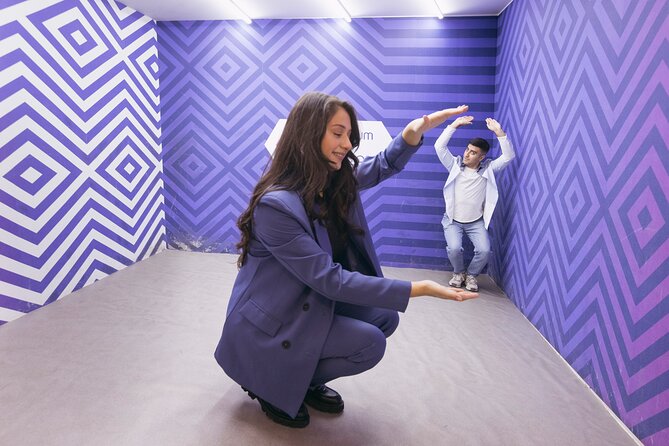 Museum of Illusions Tour - What happens inside Gyumri’s Museum of Illusions