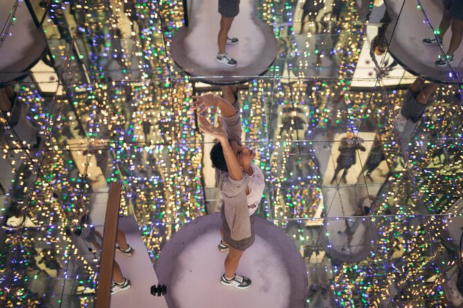 Museum of Illusions Tour - Who will enjoy this most