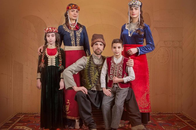 Photoshoot in Armenian garments - Key points at a glance