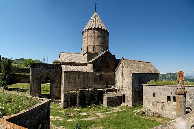 Private Tour to Areni winery, Tatev (ropeway), Khndzoresk (cave city) - What the private vehicle changes