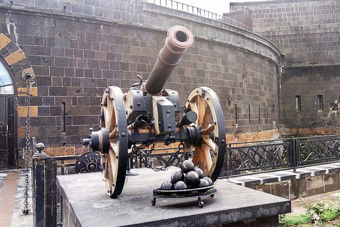 Private tour to Gyumri, Dzitoghtsyan Museum, Black Fortress - First look at Gyumri’s center