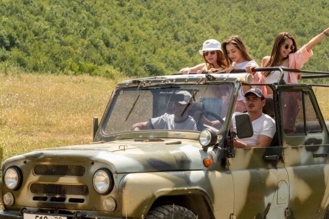 Private tour to Sevan, Dilijan Off-road tour & Horseback riding - Lake Parz and the Dilijan National Park setting