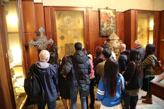 Private tour to UNESCO heritage Echmiadzin churches, Zvartnots and Sardarapat - Zvartnots, ruins with a wide view