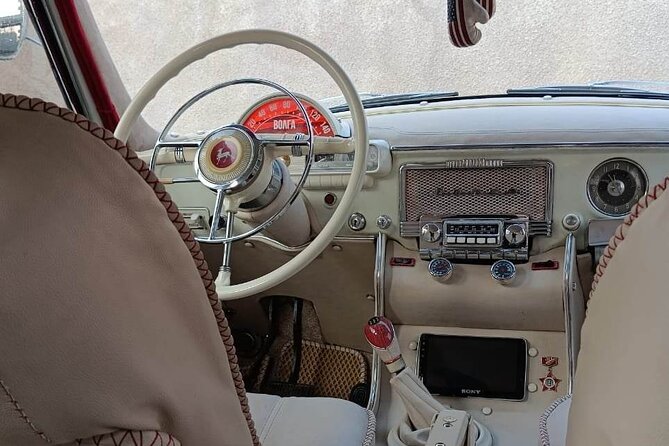 Retro KGB Tour: A Volga 21 Adventure in Yerevan's Soviet Past with photography - The Roman Warrior and 50 Years of Soviet Armenia