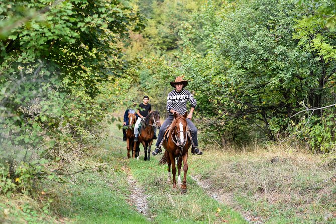 Scenic Trail Rides - The walk to Bardzrakash St. Gregory Monastery