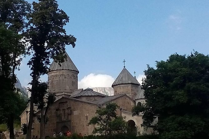 Transfer from Yerevan to Tbilisi with 2 sightseeing stops - What the driver adds to the day